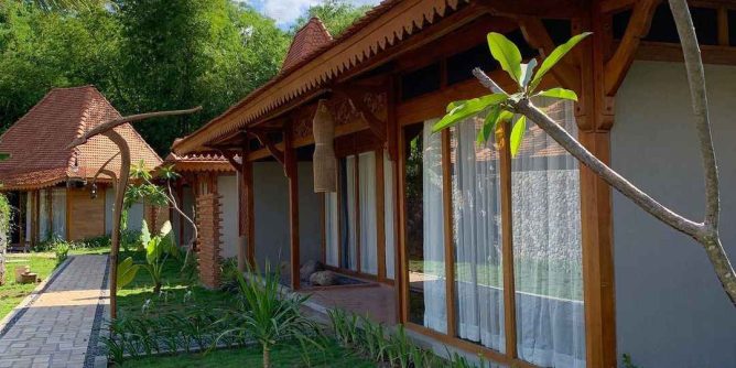 Contoh Desain Rumah Joglo Klasik Atau Modern